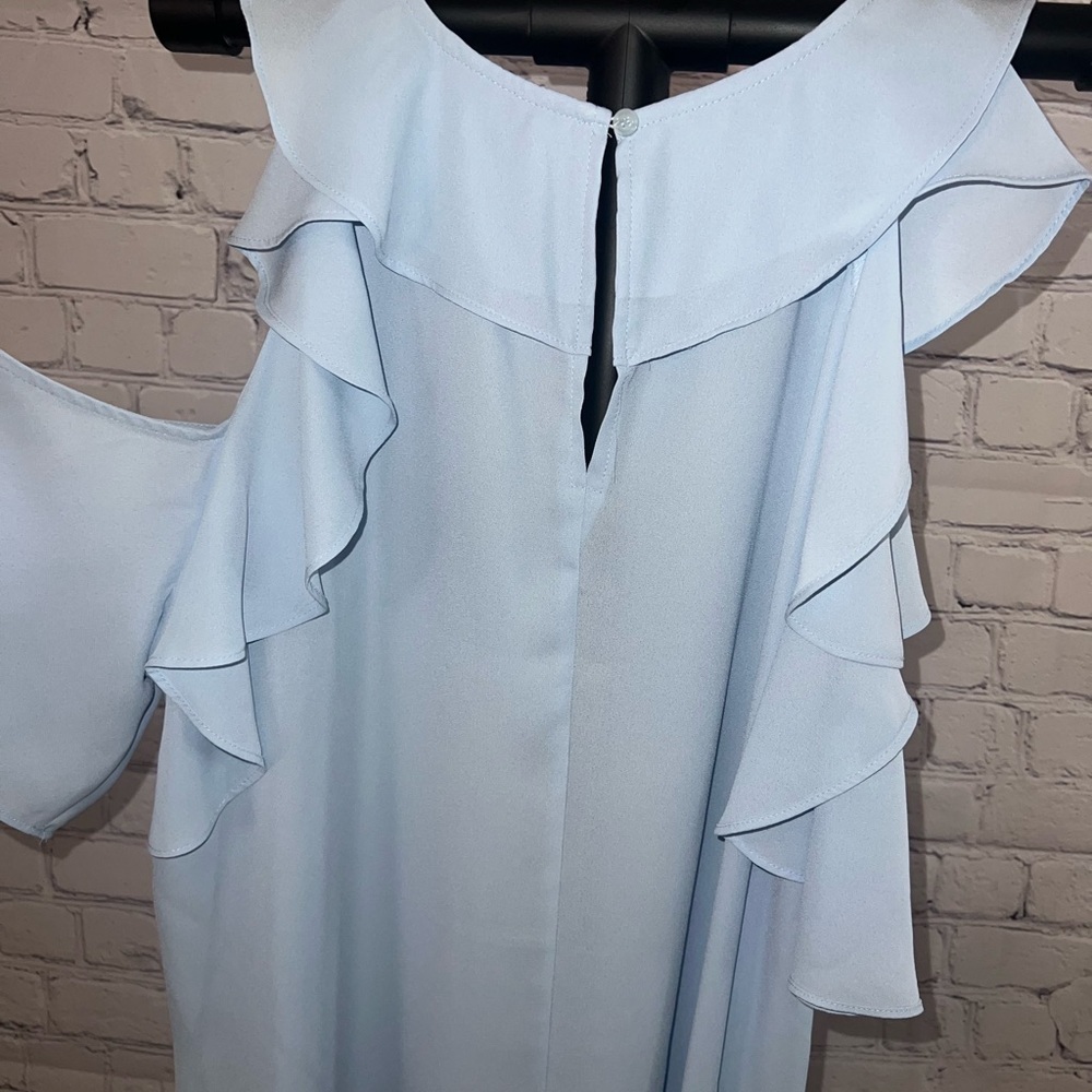 Cold Shoulder Top - Picture 4 of 4